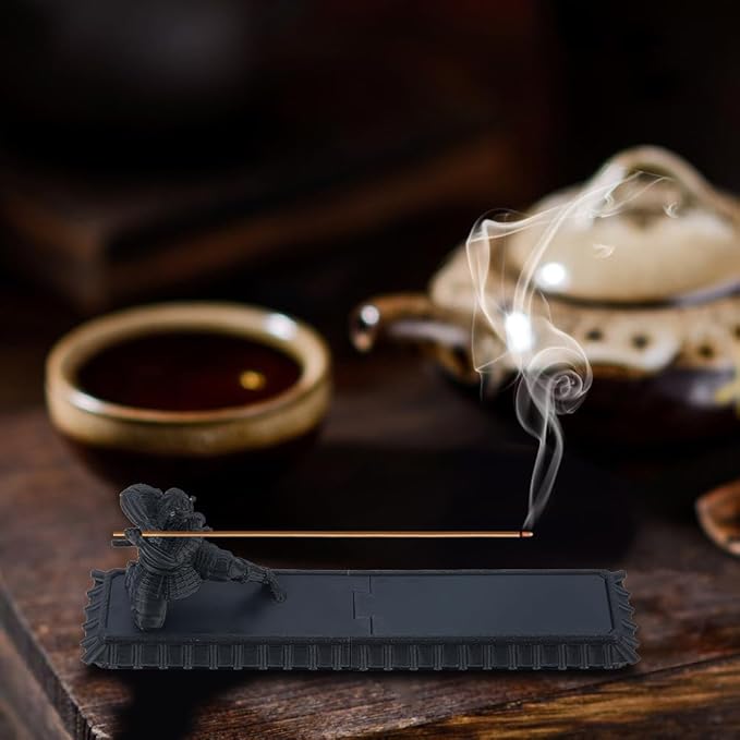 DICOSMETIC Incense Holder Samurai Incense Burner Black Incenses Holder with Storage Box Ash Catcher Warrior Incenses Burner for Aromatherapy Meditation Yoga Room Decor