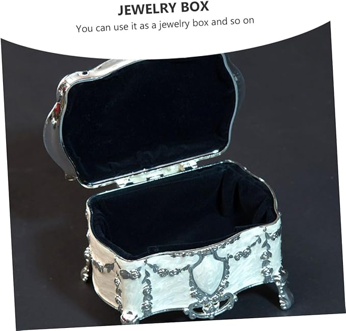Beaupretty Vintage Jewelry Storage Box Antique Jewelry Case with Lid European Style for Rings Earrings 6.8x5.3x5.5 Inch Decorative Makeup Organizer for Living Space