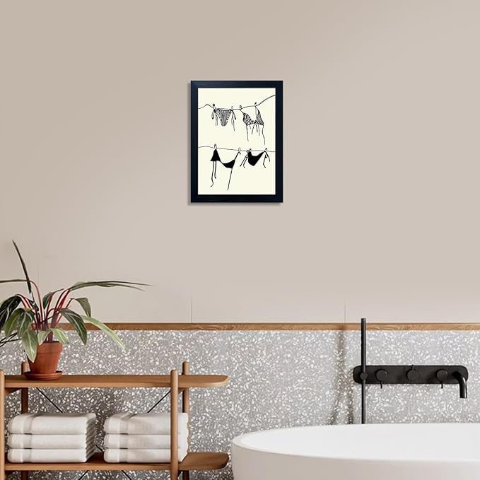 Fashion Girl Wall Art Bikini Hanging Poster Black And White Girl Room Decor Framed Sexy Print Aesthetic Trendy Canvas Picture Bathroom Decoration