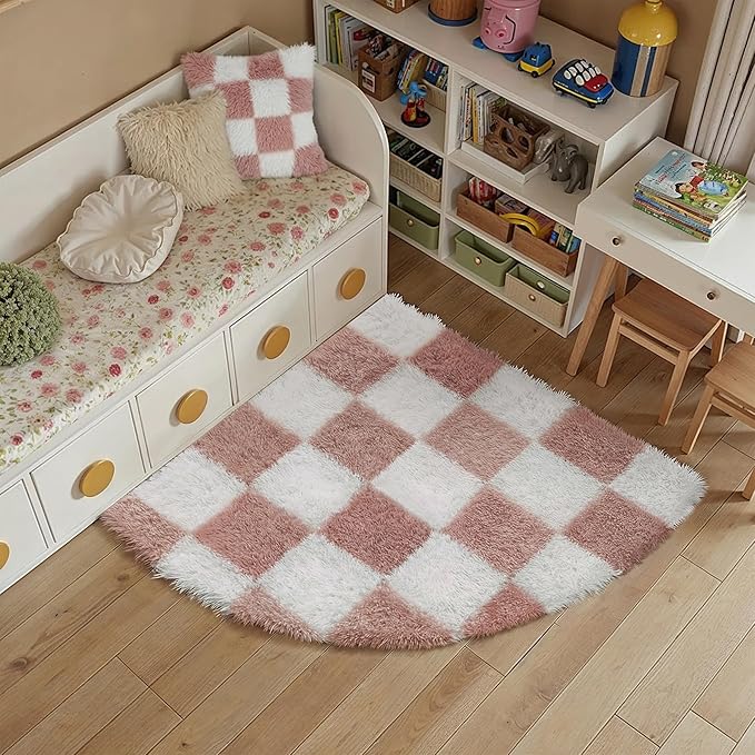 PureCozy Checkered Rug 6ft Radius Corner for Playroom, Pink and White Modern Shag Super Soft Washable Fluffy Rugs Indoor Fuzzy Carpet for Bedroom Home Dorm Aesthetic Decor