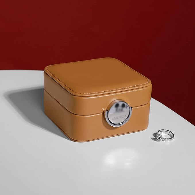 Jewelry storage box Makeup Organizers Small Jewelry Box PU Leather Portable Travel Case, Display Storage Box for Rings, Earrings, Necklaces, 10 * 10 * 5cm Jewelry Case