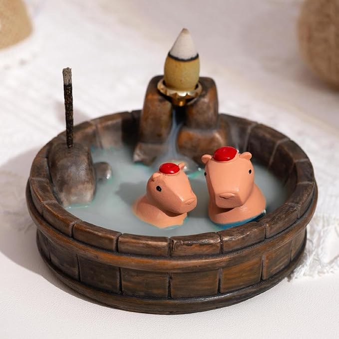 MOUGIGI Capybara Backflow Incense Holder - Cute Unique Design Backflow Burner with Waterfall Effect for Relaxation and Aromatherapy, Ideal for Living Room, Yoga Studio, and Creative Spaces