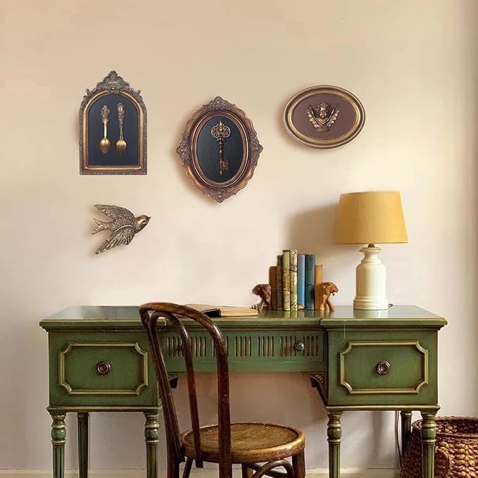 S-MANTIS Vintage Wall Sculpture, Antique Pediment Hallway Wall Art, Hand Painted Bird With Exquisite Wing And Feather Details, Aesthetic Room Decor Unique Gift (Antique Bird)