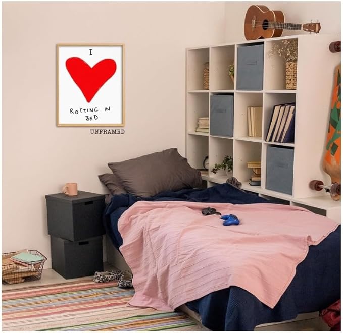 3Pcs Trendy Red Preppy Canvas Wall Art Inspirational Love Quotes Wall Decor Love Is All Around Painting Pictures Vintage Valentine Poster Prints for Girl Apartment Home Aesthetic Decoration unframed