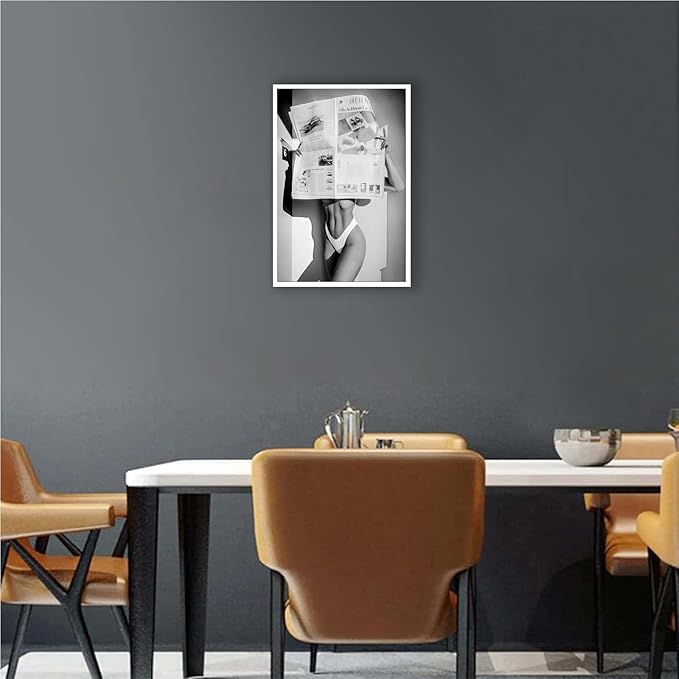 Sexy Glamorous Newspaper Reader Poster Feminist Hot Girls Canvas Wall Art Retro Black And White Room Aesthetic Women Prints Painting For Home Bedroom Dorm Wall Decor 8x12in Unframed