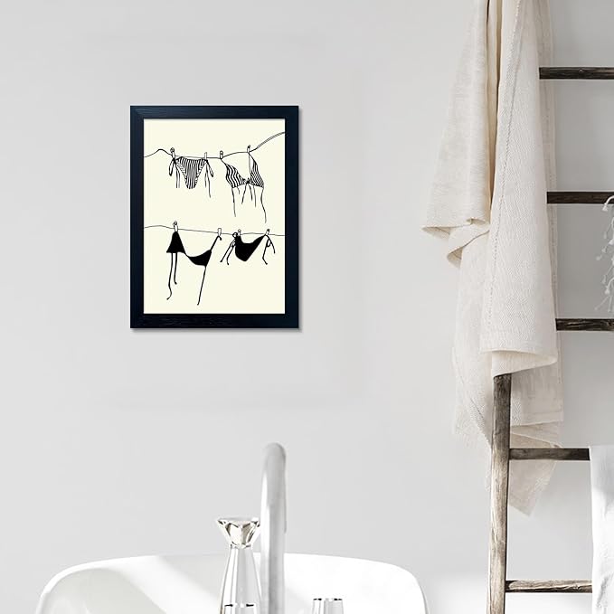 Fashion Girl Wall Art Bikini Hanging Poster Black And White Girl Room Decor Framed Sexy Print Aesthetic Trendy Canvas Picture Bathroom Decoration