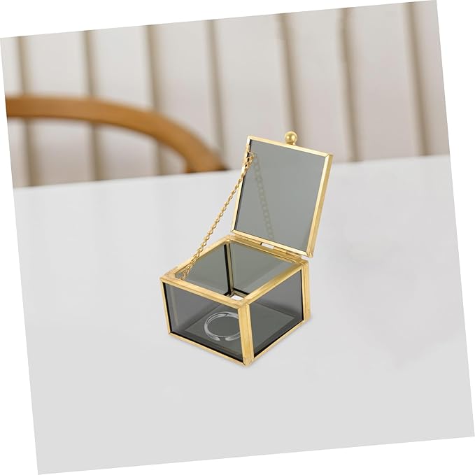 Elegant Square Glass Jewelry Box with Lid Vintage Trinket Holder for Rings and Necklaces Stylish Keepsake Organizer for Makeup and Accessories Decorative Storage