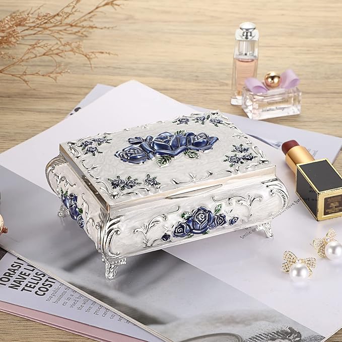 Hipiwe Metal Decorative Jewelry Box Vintage Treasure Chest Case Ornate Trinket Organizer Earrings Necklace Bracelet Storage Box Ring Holder Keepsake Box for Women