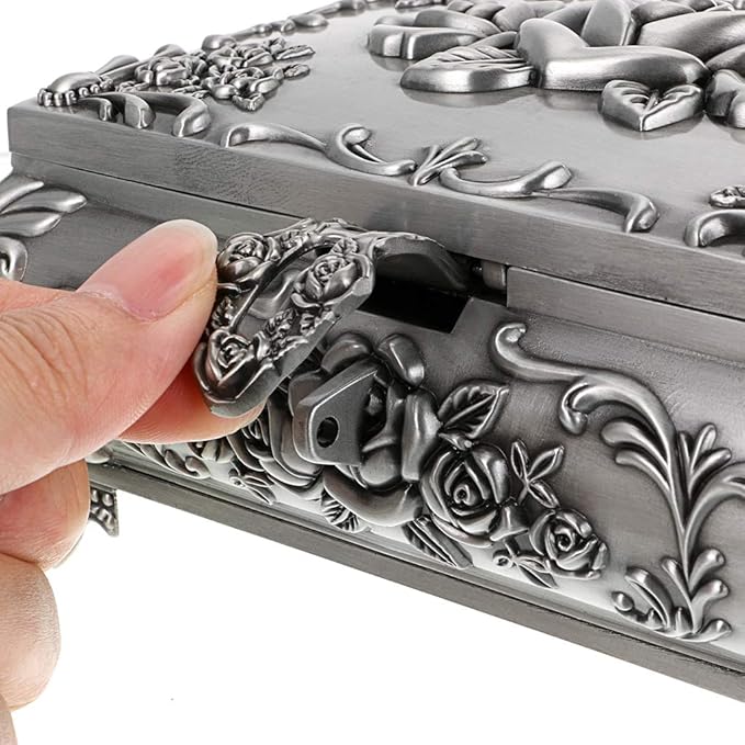 Hipiwe Vintage Metal Jewelry Box Small Trinket Jewelry Storage box For Rings Earrings Necklace Treasure Chest Organizer Antique jewelry Keepsake gift Box Case for Women (Large)