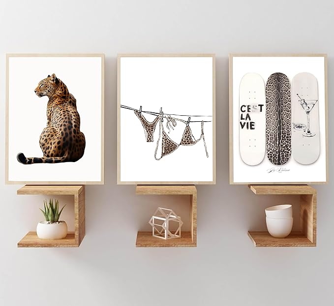 3Pcs Trendy Leopard Print Canvas Wall Art Stylish Female Aesthetic Poster Cheetah Printed Preppy Fashion Skateboard Picture Wall Decor for Bedroom Apartment Dorm Living Room Home Decoration Unframed