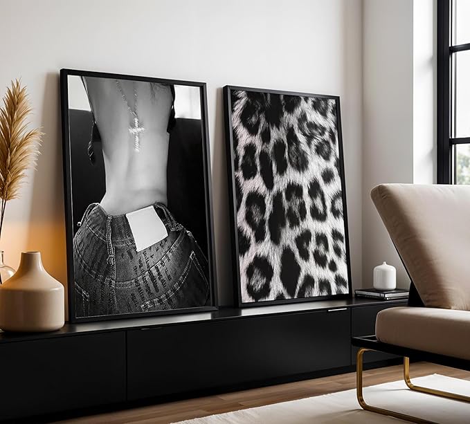 Set of 3 Fashion Chic Wall Art Kiss Lips Poster Leopard Picture Wall Decor Trendy Y2k Print Black and White Aesthetic Girly Room Decor for Bedroom Living Room Dorm Home Decoration Unframed 16"x24"