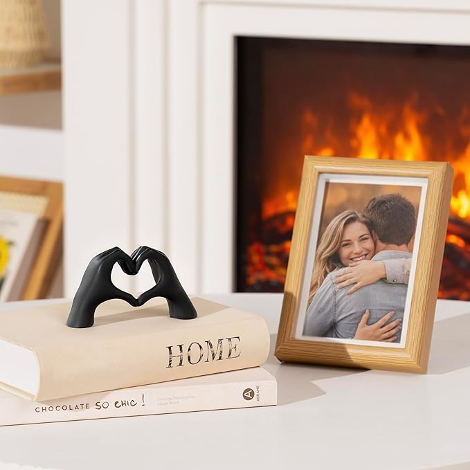 Gold Decor Living Room – Mini Small Heart Hands Sculpture – Shelf Decor Aesthetic – Cute Home Accent Table & Shelves – Love Statue - Gifts Girlfriend, Wife, Women, Teen Girls, Valentine (Black, Mini)