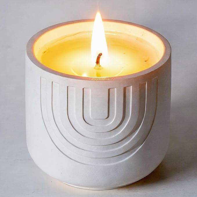 Viyffo Handmade White Ceramic Jar Scented Candle – Lavender & French Cade, 6.35oz Gift-Size Non Toxic Soy Candle, Luxury Home Fragrance for Winter Sleep, Relaxation, Meditation & Spa