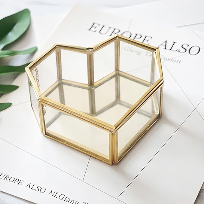 Small Glass Heart Shaped Jewelry Box Clear Ring Trinkets Box with Lid Gold Makeup Organizer Desktop Display Lidded Treasure Box Lady and Girls Gift