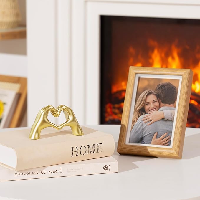 Gold Decor Living Room – Mini Small Heart Hands Sculpture – Shelf Decor Aesthetic – Cute Home Accent Table & Shelves – Love Statue - Gifts Girlfriend, Wife, Women, Teen Girls, Valentine (Gold, Mini)