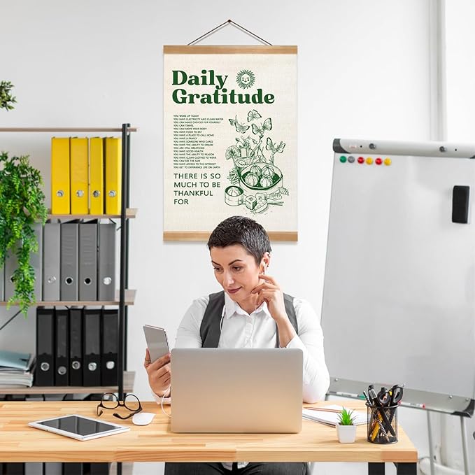 ZTGDA Gratitude Wall Art Vintage Decor,Retro Poster for Room Aesthetic,Inspirational Daily Gratitude Poster,Green Inspirational Quotes Wall Art for Living Room Bedroom Classroom