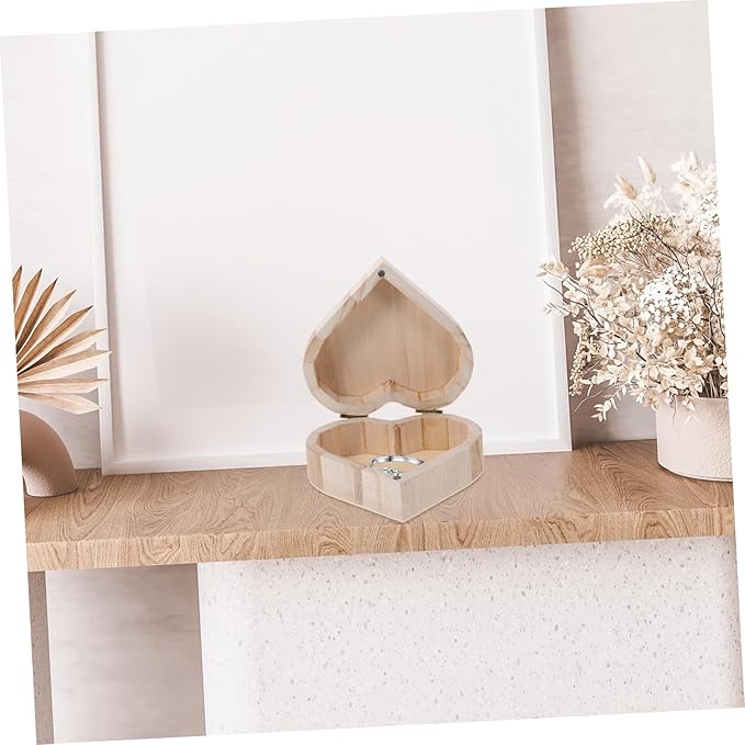 LIFKOME Vintage Heart-shaped Wooden Jewelry Box with Large Capacity for Women Makeup Organizer Case for Home Decor and Scratch Protection
