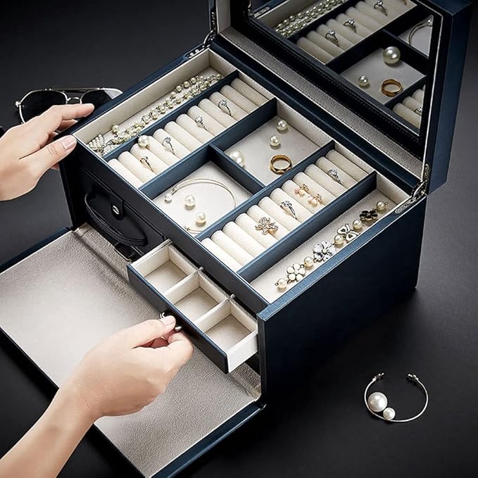 Makeup Organizers Lockable Jewelry Box Storage Box Four-Layer Jewelry Box Can Store Rings Bracelets Necklaces Earrings and Watches Jewelry Case