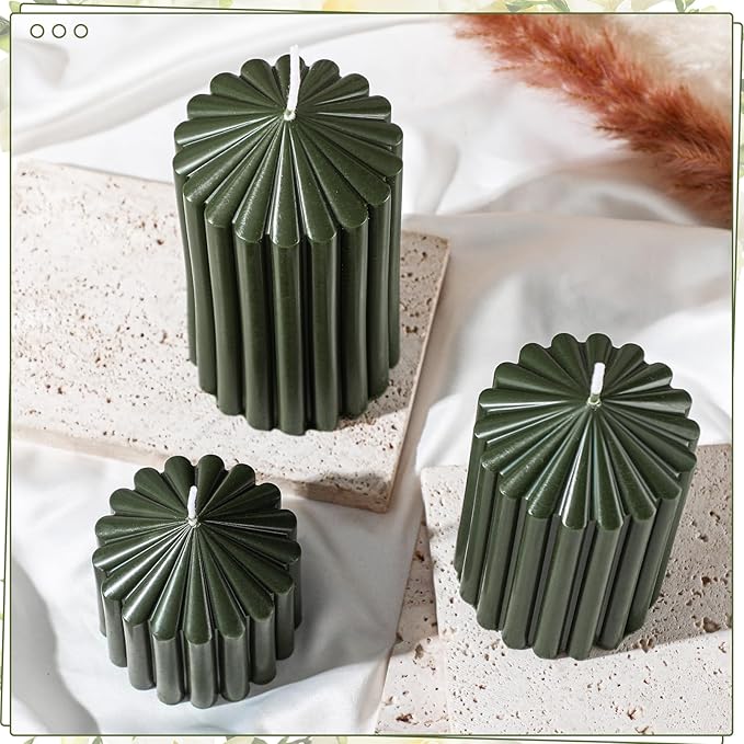 Conelist Set of 3 Moss Green Ribbed Pillar Candles Soy Wax Scented Ribbed Candles Includes 2.8, 4.2 and 5.1 Inches Heights Decorative Romantic Wedding Decoration for Couple Home Birthday Gift