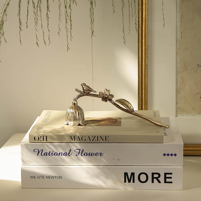 NIKKY HOME Gold Candle Snuffer, Vintage Candle Snuffer with Bird Flower, Elegant Candle Extinguisher Decorative Metal Wick Flame Snuffer Candle Accessory