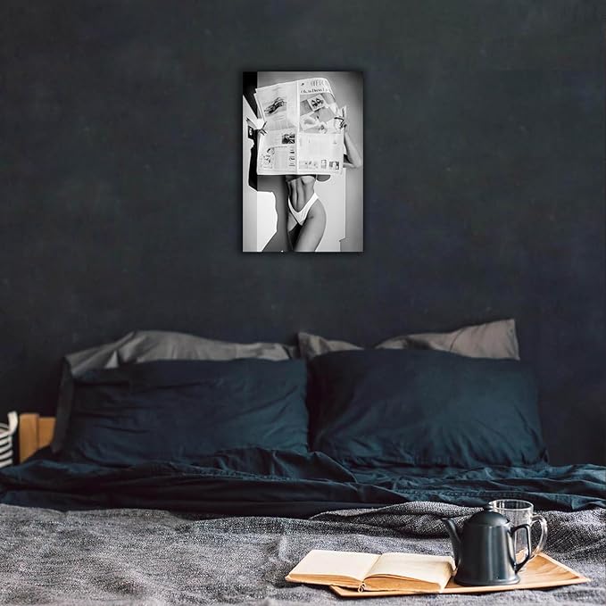 Sexy Glamorous Newspaper Reader Poster Feminist Hot Girls Canvas Wall Art Retro Black And White Room Aesthetic Women Prints Painting For Home Bedroom Dorm Wall Decor 12x16in Framed
