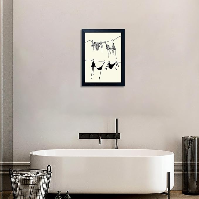 Fashion Girl Wall Art Bikini Hanging Poster Black And White Girl Room Decor Framed Sexy Print Aesthetic Trendy Canvas Picture Bathroom Decoration