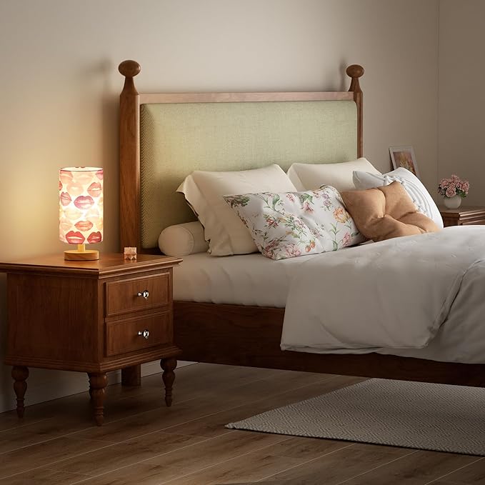 Fenmzee Lips Table Lamp for Bedroom - Inline Control, Small Bedside Lamp with 3000K A15 LED Blub, Easy Assembly (Lips White Shade, 9" Inline Control)