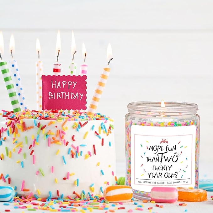 Homsolver 40th Birthday Gifts for Women, Perfect Ideas Birthday Decorations Candle Gift for Mom, Friends, Wife, Sister, Vanilla Cream Scent Handmade Aromatherapy Candles