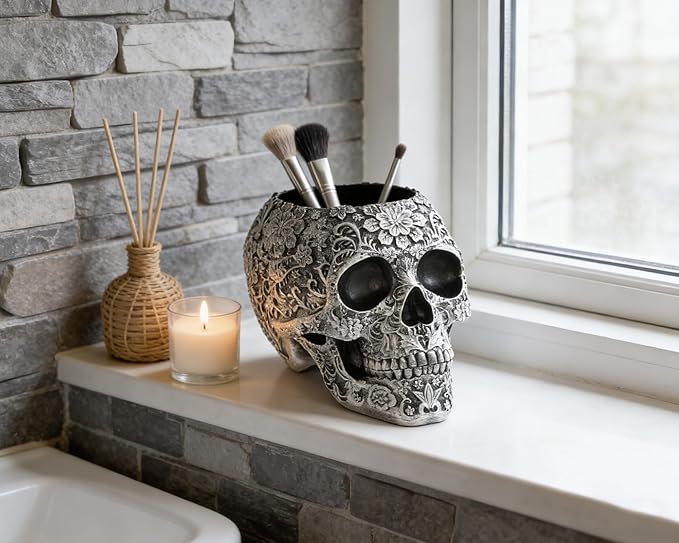 Skull Bowl Decorative Skull Vase Makeup Brush Pen Holder Organizer Dresser Gothic Table Organizer Decoration, Antique Silver Skull Pot Enthusiasts Gifts