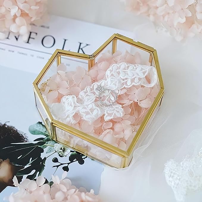 Small Glass Heart Shaped Jewelry Box Clear Ring Trinkets Box with Lid Gold Makeup Organizer Desktop Display Lidded Treasure Box Lady and Girls Gift