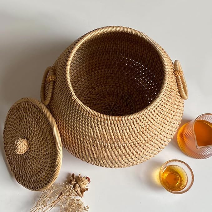 EUBUY Round Rattan Storage Basket with Lid, Hand Woven Rattan Decorative Box for Tea, Fruit, Snacks, Home Desktop Decor