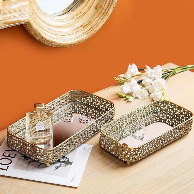 Glitzhome Set of 2 Oversized Gold Mirror Decorative Trays, Rectangular Metal Vanity Jewelry Perfume Tray Dresser Tray, Elegant Hollow-Carved Jewelry Organizer Makeup Trays