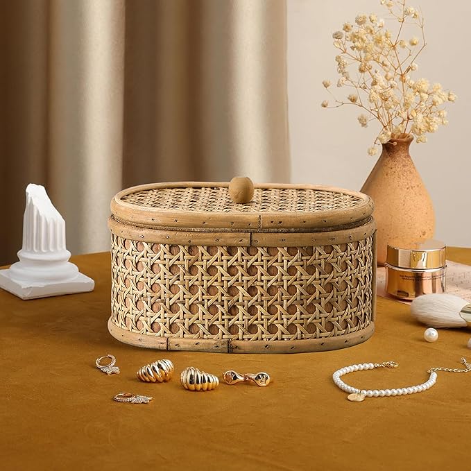 SOFE Rattan Decorative Box with Lid, Small Oval Box for Storage, Hand-Woven Display Boxes for Organizing Jewelry, Candies, Snacks, Keys, Farmhouse & Boho & Modern Home Decor, Dresser Decor