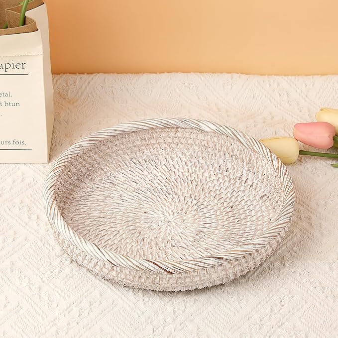Hipiwe Key Basket Bowl for Entryway 10" Round Woven Wicker Fruit Tray Serving Tray Decorative Storage Organizer for Wallet Cellphone Basket Bowl for Kitchen Living Room, Medium