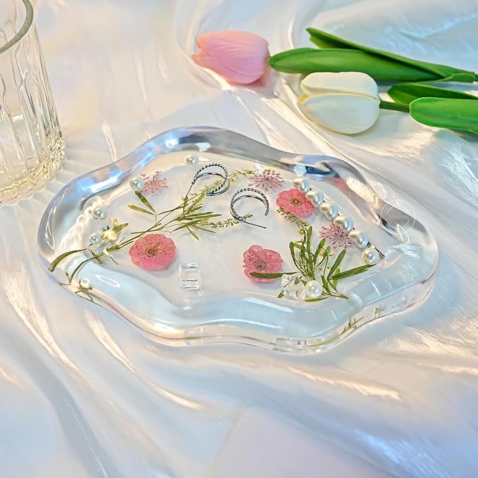 Britrio Resin Casting Dried Pressed Flowers Decorative Tray Trinket Dish Cute Cloud Vanity Jewelry Plate Holder for Women Necklace Earring Ring Key Makeup Organizer Home Decor Aesthetic 7.56''x5.12''