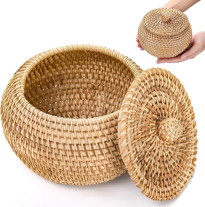 WRINGKIT Small Rattan Basket Box with Lid, Round Handmade Woven Storage Basket, Multi-purpose Wicker Bowl Decorative Organizer for Shelf, Home, Bathroom Decor