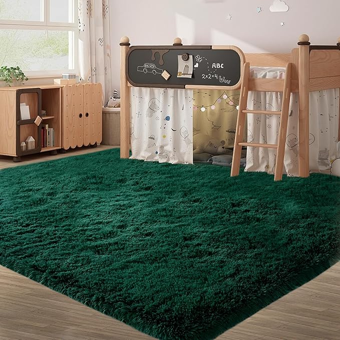 Green Fluffy Rugs for Bedroom 3x5: Dark Green Plush Soft Bedside Dorm Area Rug - Small Carpets for Bedroom Kids Room,Rug for Teen Dorm Home Decor Aesthetic (Green, 3x5Feet)