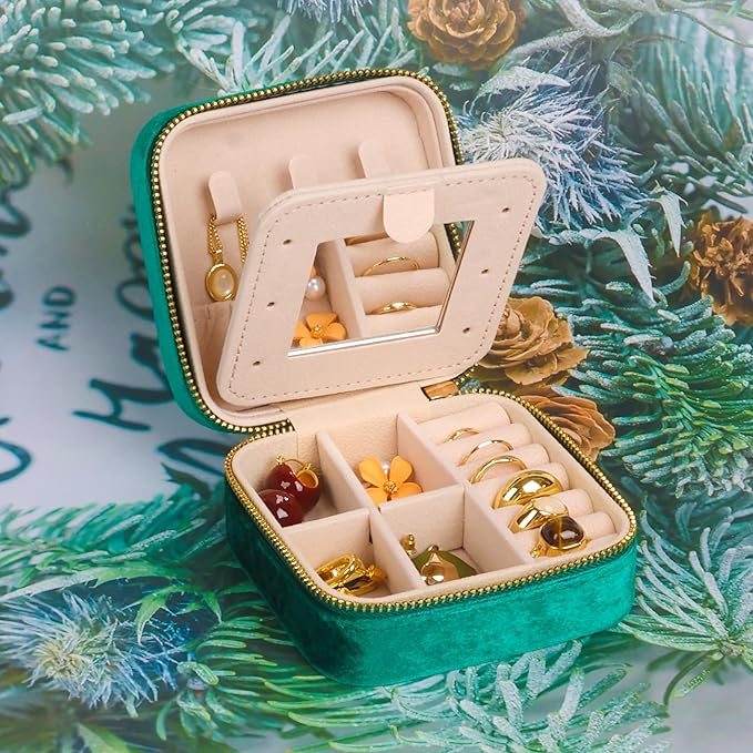 OceeK Plush Velvet Jewelry Box,Travel Jewelry Case and Organizer with Mirror,Jewelry Box for Women Girls,Green,1 Pack