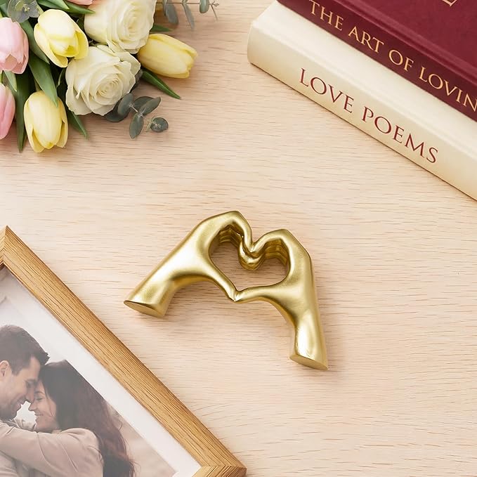 Gold Decor Living Room – Mini Small Heart Hands Sculpture – Shelf Decor Aesthetic – Cute Home Accent Table & Shelves – Love Statue - Gifts Girlfriend, Wife, Women, Teen Girls, Valentine (Gold, Mini)