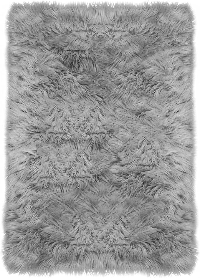 Latepis Gray Rugs for Bedroom Small Throw 3x4 Area Faux Fur Rug Washable Fluffy Sheepskin Rugs Bedside Fuzzy Rug for Luxury Home Decor