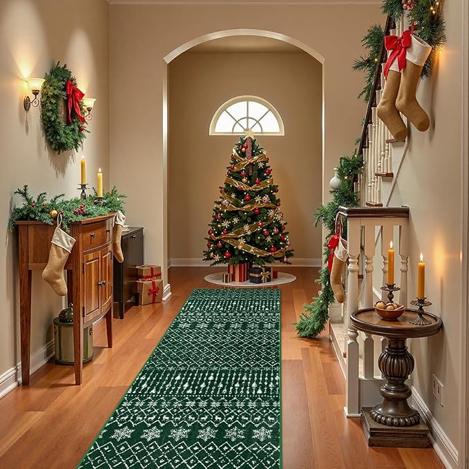 Lahome Christmas Runner Rug for Hallway 2x8 Non Slip Soft Long Kitchen Carpet Runner Washable Low Pile Xmas Snowflake Carpet Runner for Entryway Bathroom Holiday Winter Home Decor Green Hana