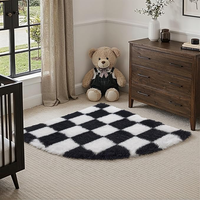 PureCozy Checkered Rug 6ft Radius Corner for Playroom, Black and White Modern Shag Super Soft Washable Fluffy Rugs Indoor Fuzzy Carpet for Bedroom Home Dorm Aesthetic Decor