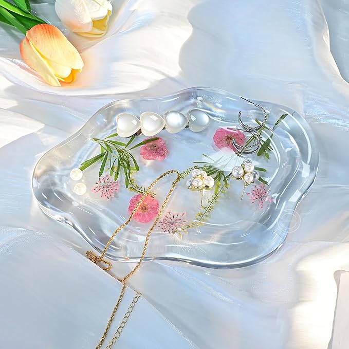 Britrio Resin Casting Dried Pressed Flowers Decorative Tray Trinket Dish Cute Cloud Vanity Jewelry Plate Holder for Women Necklace Earring Ring Key Makeup Organizer Home Decor Aesthetic 7.56''x5.12''