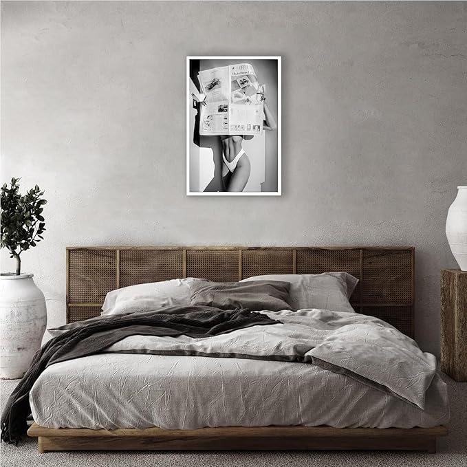 Sexy Glamorous Newspaper Reader Poster Feminist Hot Girls Canvas Wall Art Retro Black And White Room Aesthetic Women Prints Painting For Home Bedroom Dorm Wall Decor 12x16in Unframed
