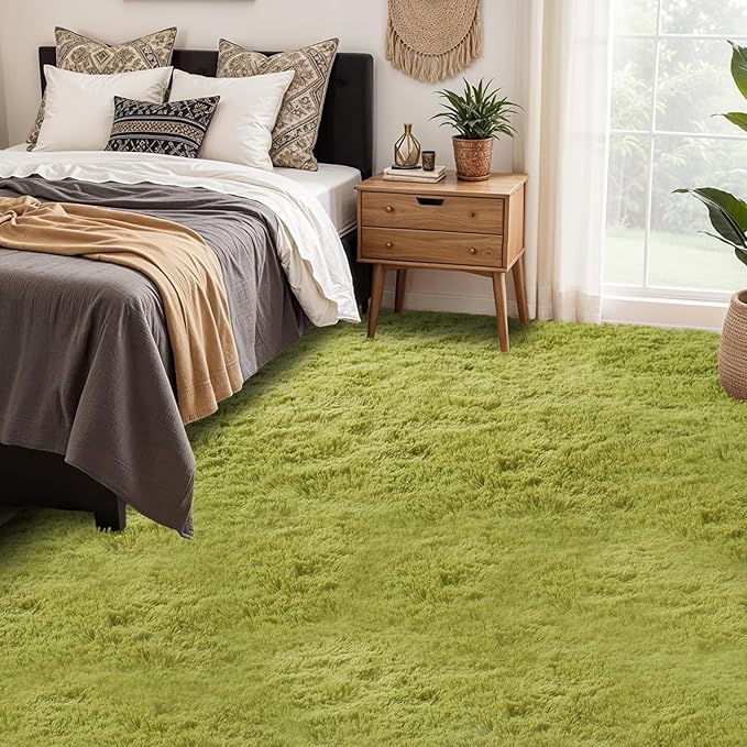 Green Grass Area Rugs for Bedroom: 3x5 Fluffy Fuzzy Carpet-Shag Furry Plush Soft Kids Girls Shaggy Bedside Indoor Floor Rug for Teen Dorm Home Decor Aesthetic (Lawn Green,3x5 Feet)
