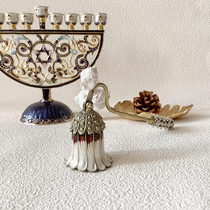 Candle Snuffer, Unique Candle Extinguisher Snuffer, Decorative Candle Extinguisher Metal Candle Tool (White Flower)
