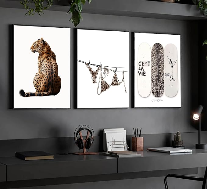 3Pcs Trendy Leopard Print Canvas Wall Art Stylish Female Aesthetic Poster Cheetah Printed Preppy Fashion Skateboard Picture Wall Decor for Bedroom Apartment Dorm Living Room Home Decoration Unframed