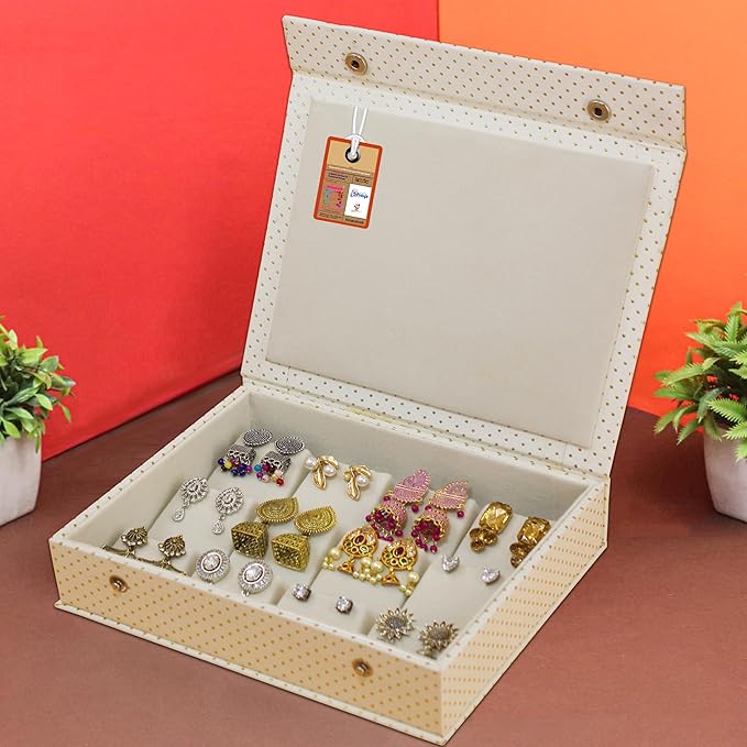 atorakushon PU Leather Makeup jewellery accessories Vanity box to nicely organize the jewellery Jhumka Earrings Cosmetic Necklace and carry it along anywhere easily for Woman (Cream)