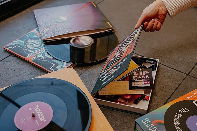 MESMOS Set of 2 Decorative Vintage Coffee Table Books for Music Lovers, Hardcover Fake Books for Decoration, Storage Box & Bookshelf Decor, Vinyl Record & Art Pop Culture Style Home Decoration