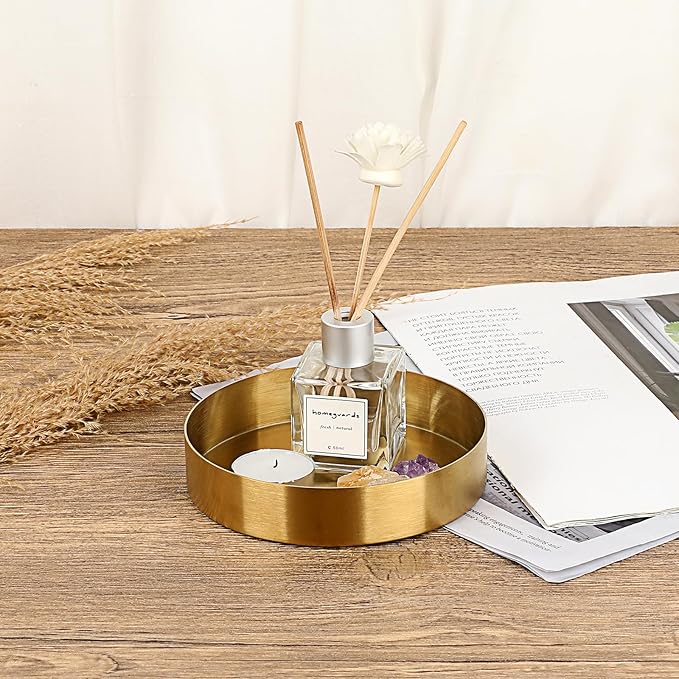 Hipiwe Small Key Bowl for Entryway Table, 5.5" Round Gold Stainless Steel Tray Vintage Jewelry Dish Metal Decorative Tray Makeup Organizer for Key Vanity Perfume Trinket Candle Plate